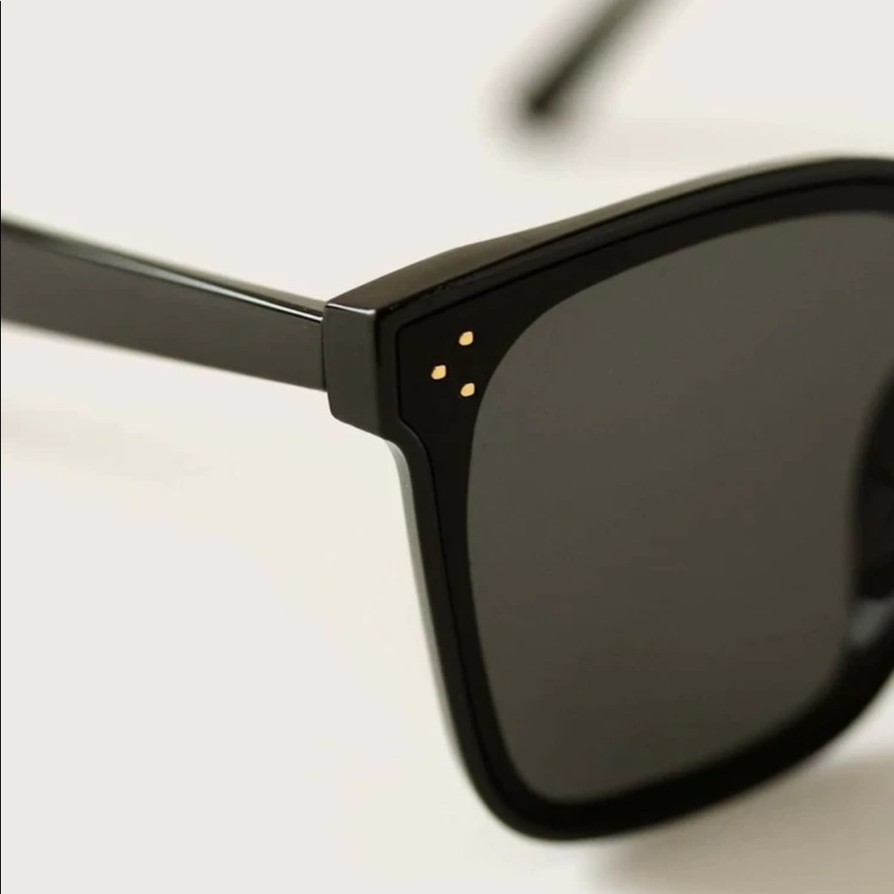 Oversized black sunglasses squared dots - Picture 2 of 3